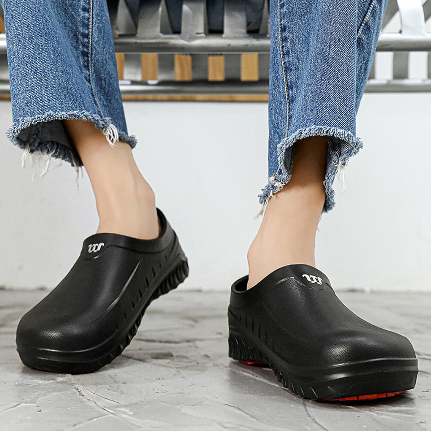 MEIAGDT Women's Men's Work Clogs Kitchen Shoes Non Slip Waterproof Restaurant Garden Nursing Food Service Chef Shoes